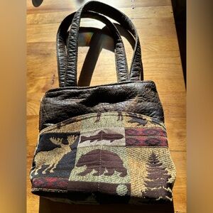 Beautiful hand bag wilderness print